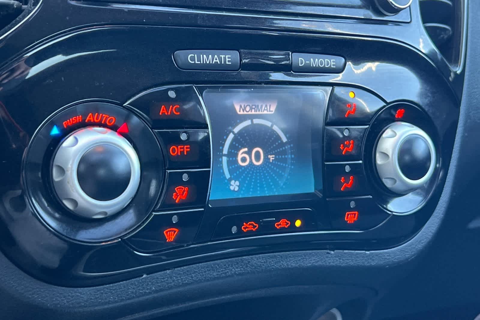 Thumbnail: 2015 Nissan Juke - 25