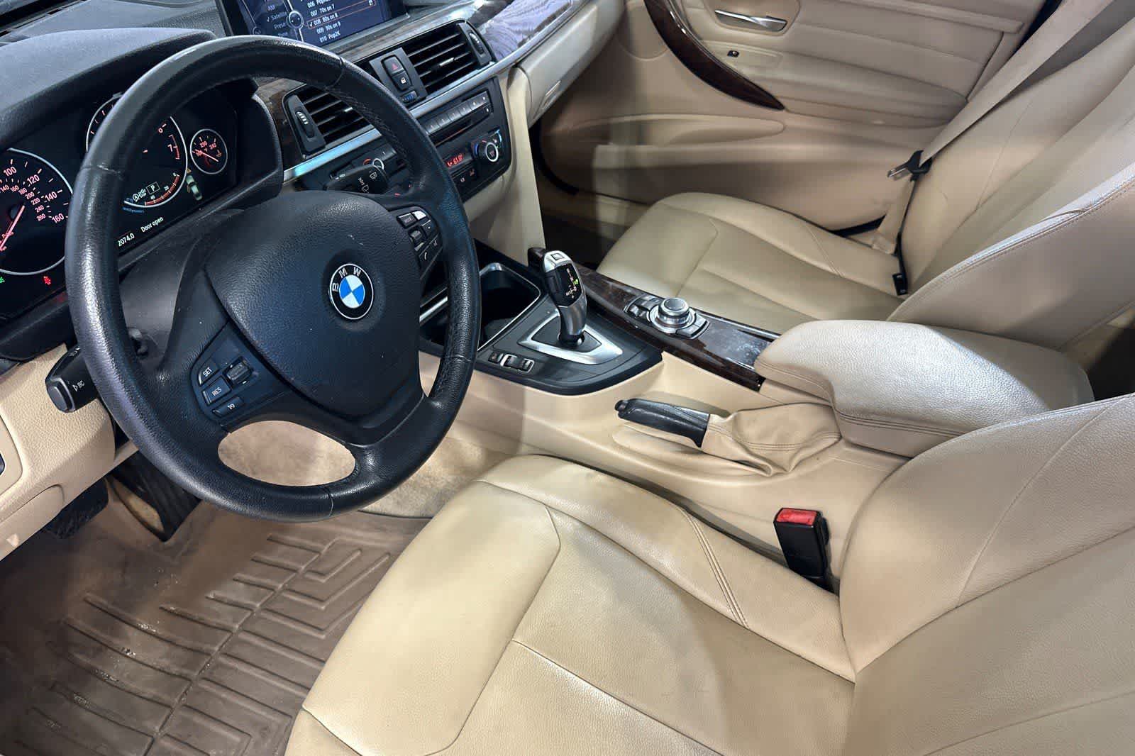 Thumbnail: 2013 BMW 3 Series - 14