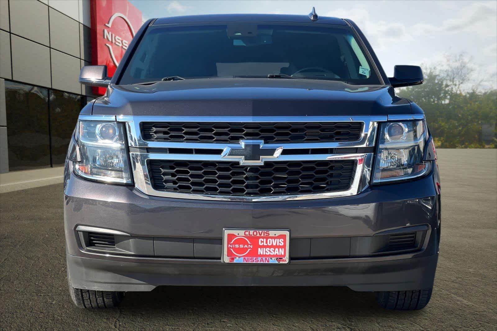 Thumbnail: 2017 Chevrolet Suburban - 11