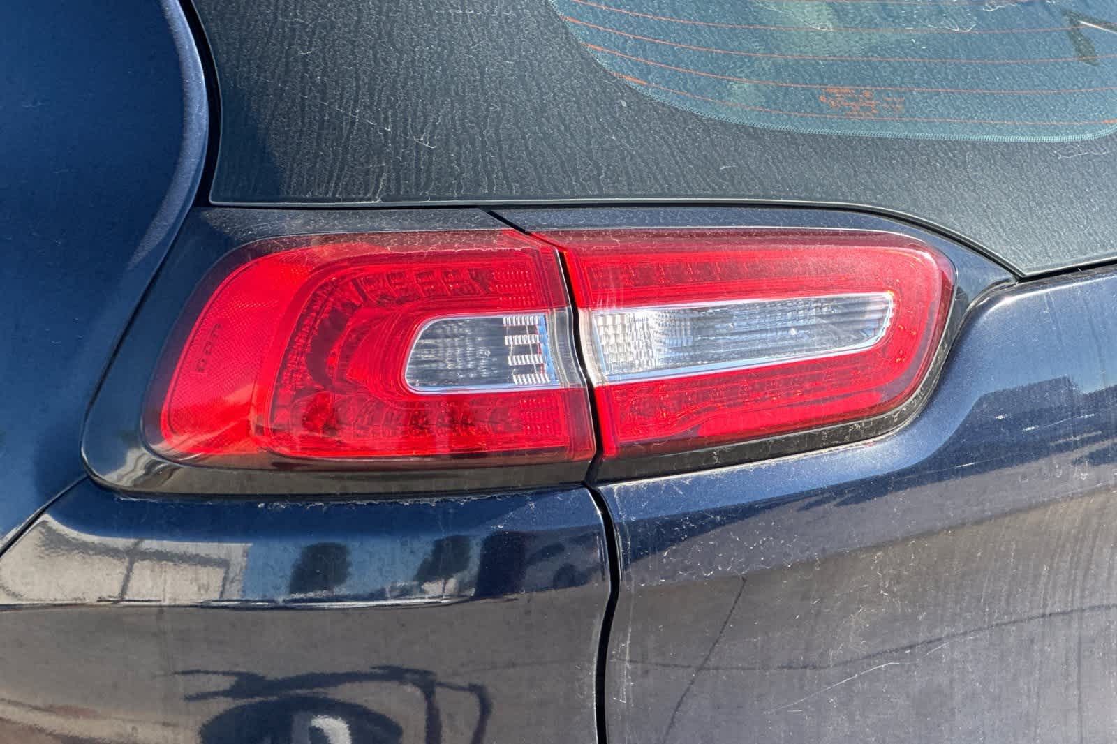 Thumbnail: 2014 Jeep Cherokee - 16