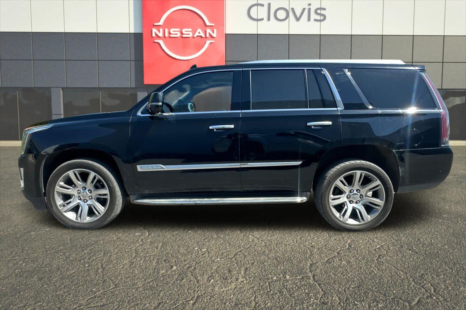 2017 Cadillac Escalade Luxury 6