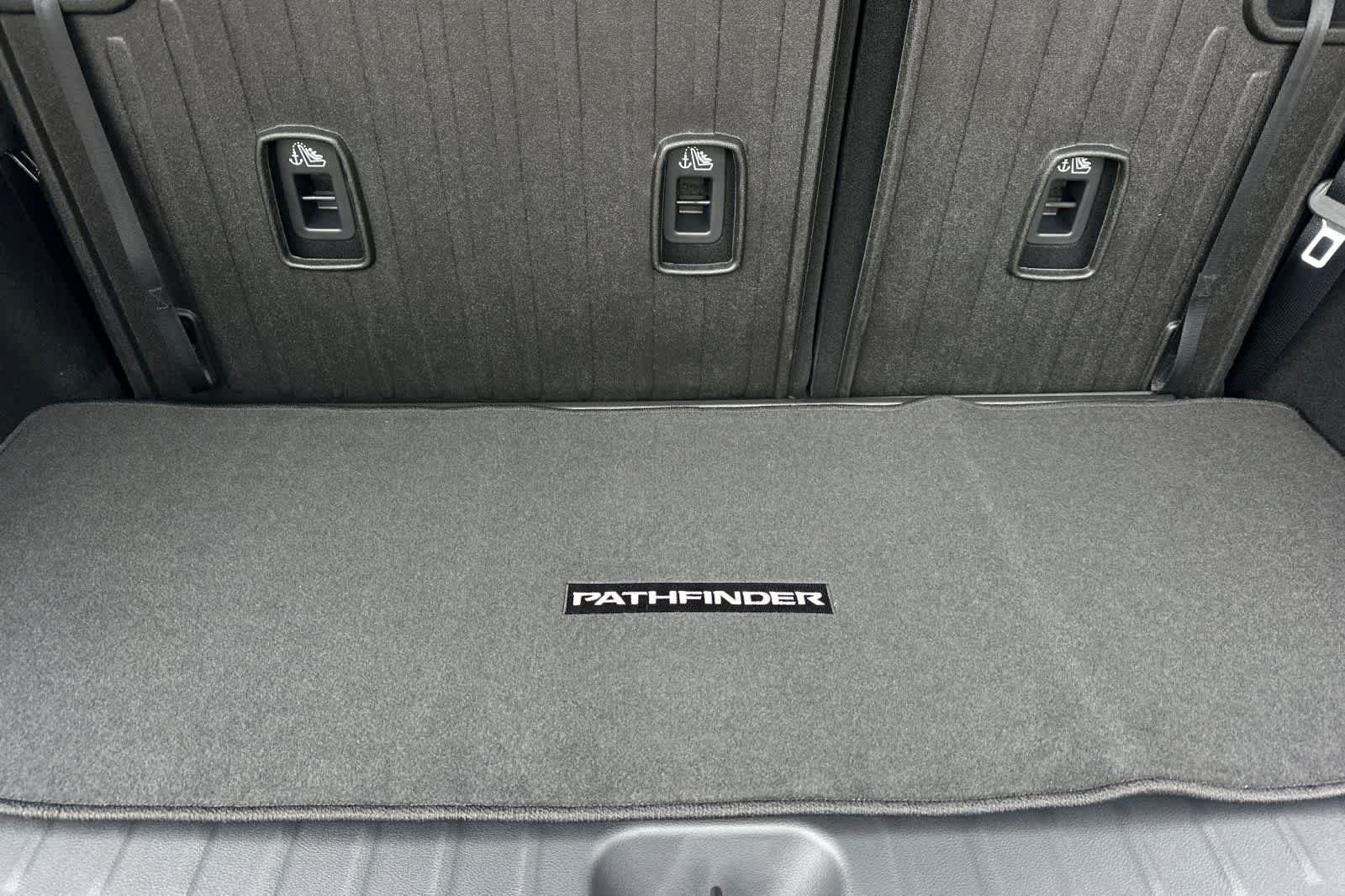 Thumbnail: 2026 Nissan Pathfinder - 19
