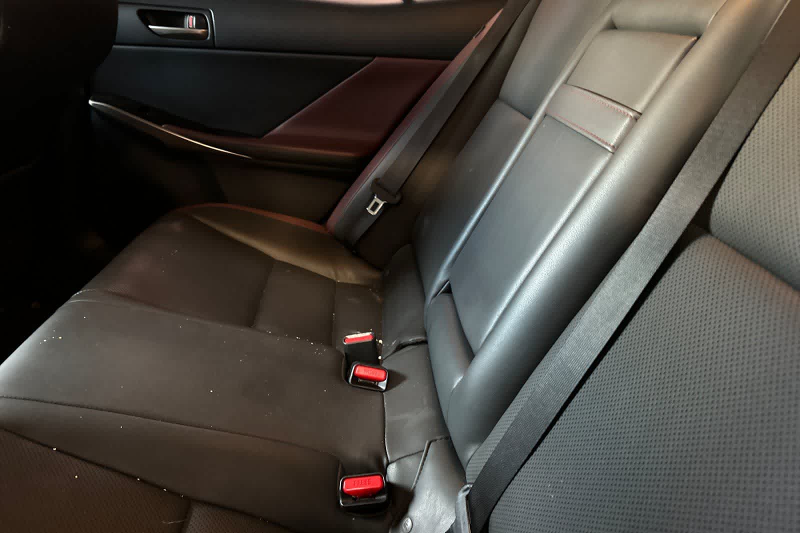 Thumbnail: 2020 Lexus IS - 5