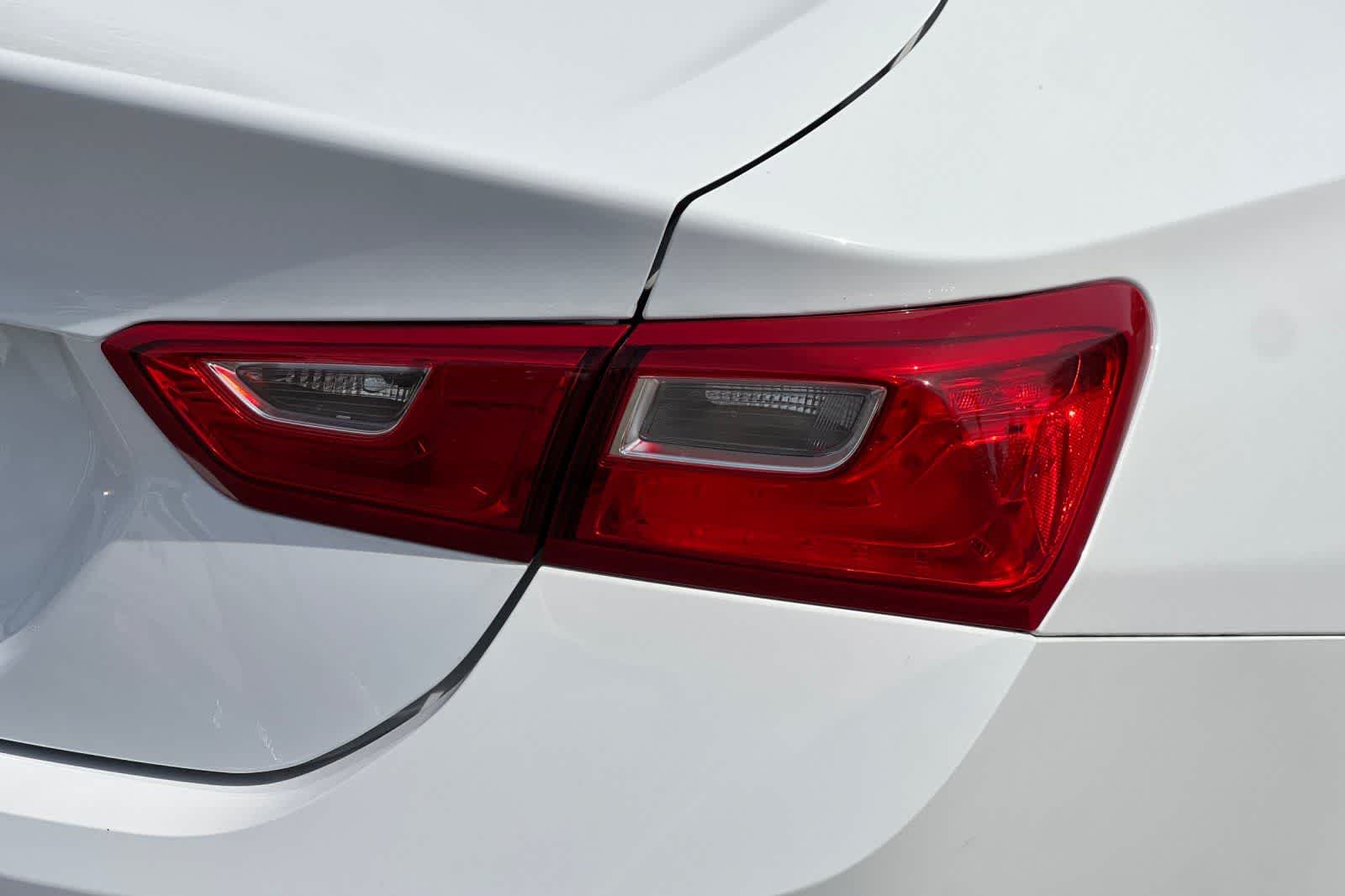 Thumbnail: 2023 Chevrolet Malibu - 33