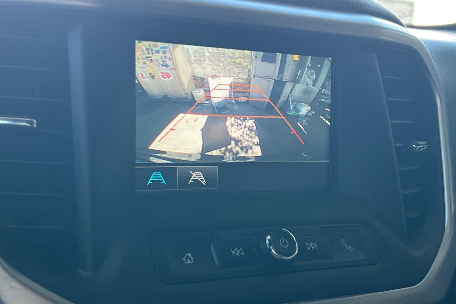 Thumbnail: 2018 GMC Acadia - 22
