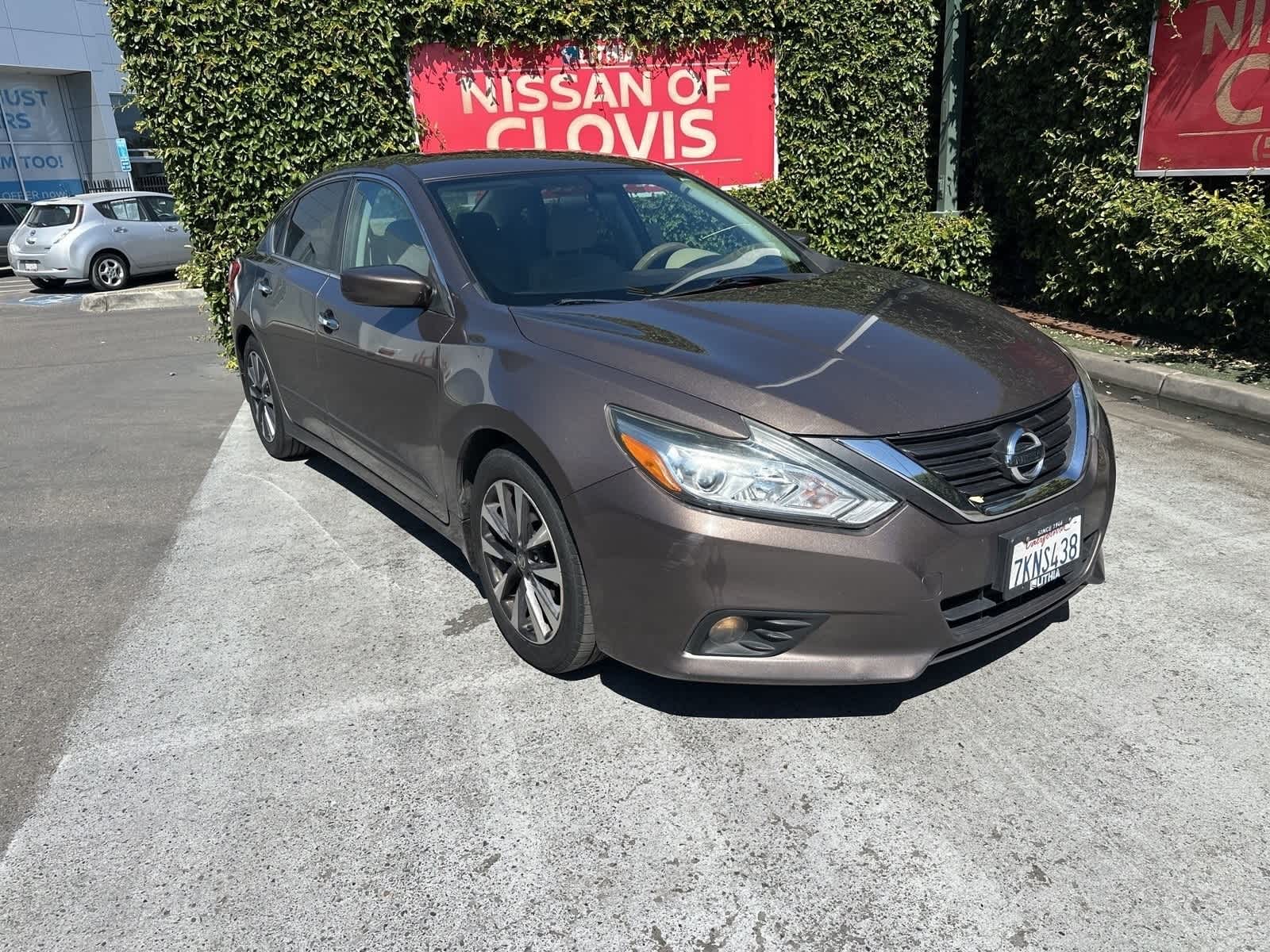 2016 Nissan Altima SV 8