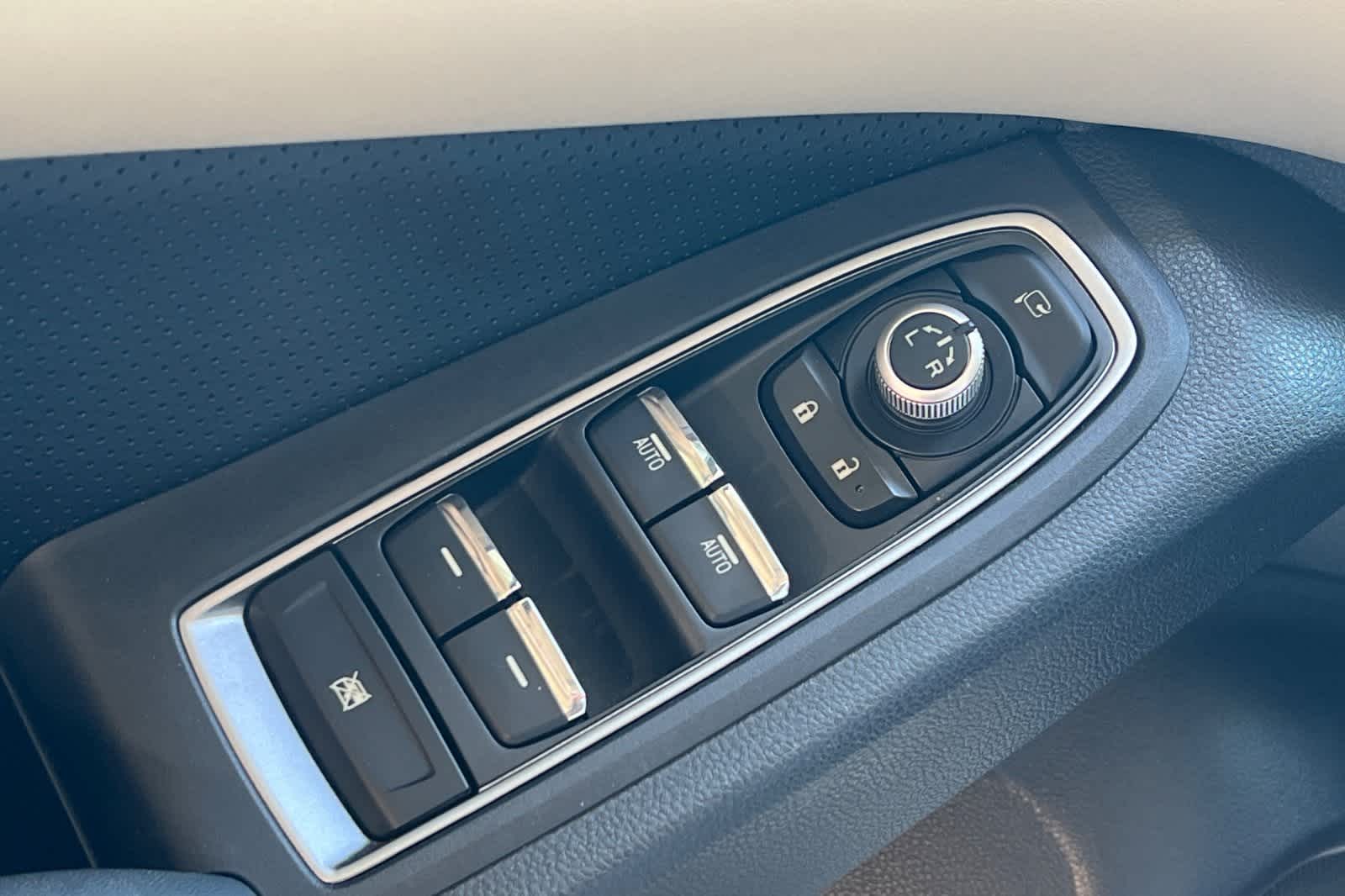 Thumbnail: 2021 Subaru Ascent - 16