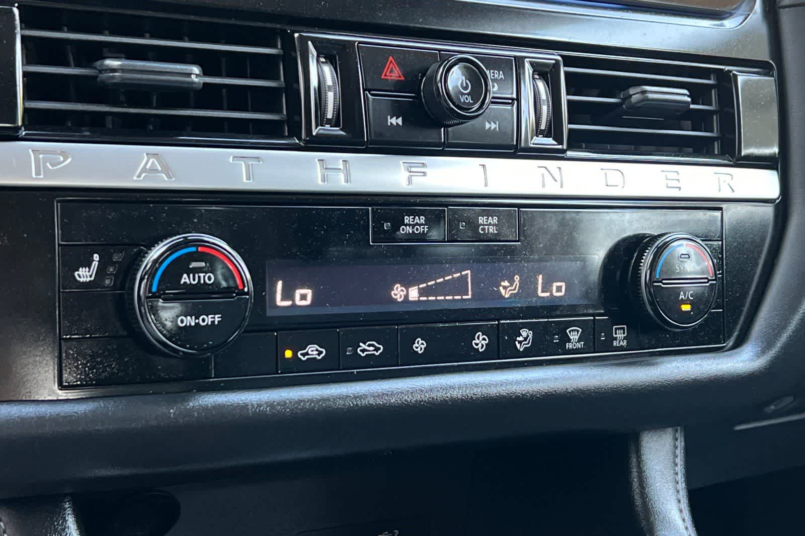 Thumbnail: 2026 Nissan Pathfinder - 24