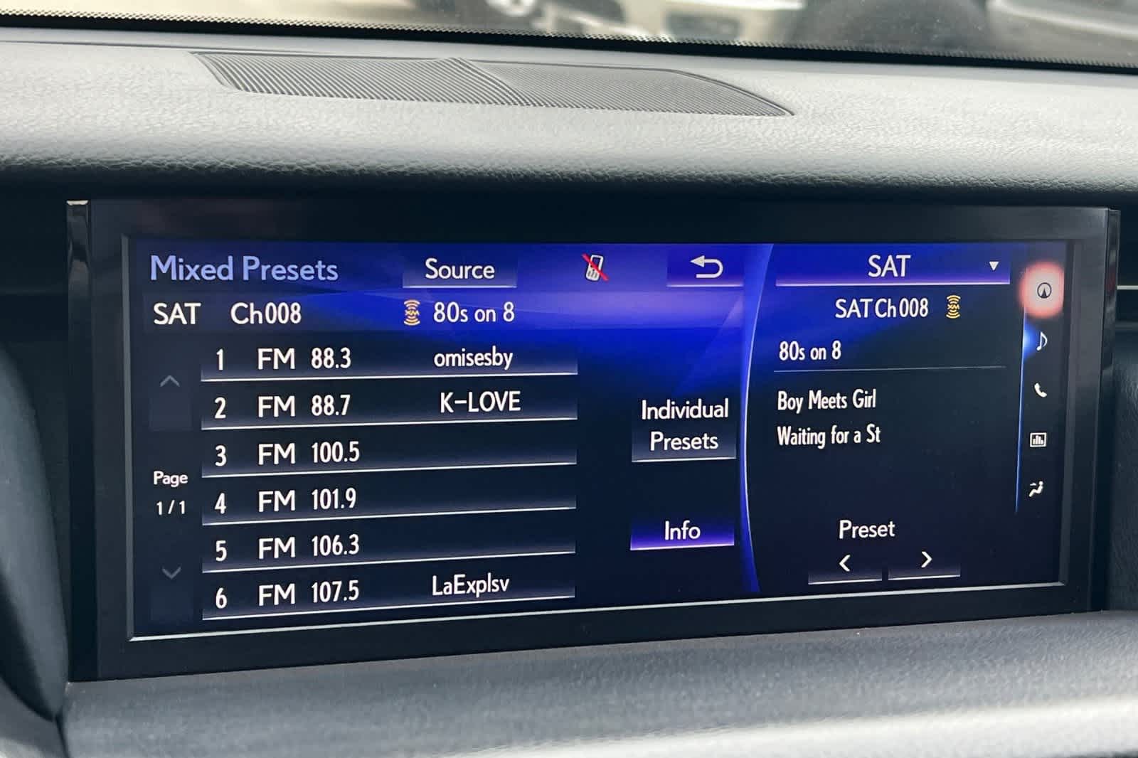 Thumbnail: 2017 Lexus IS - 18