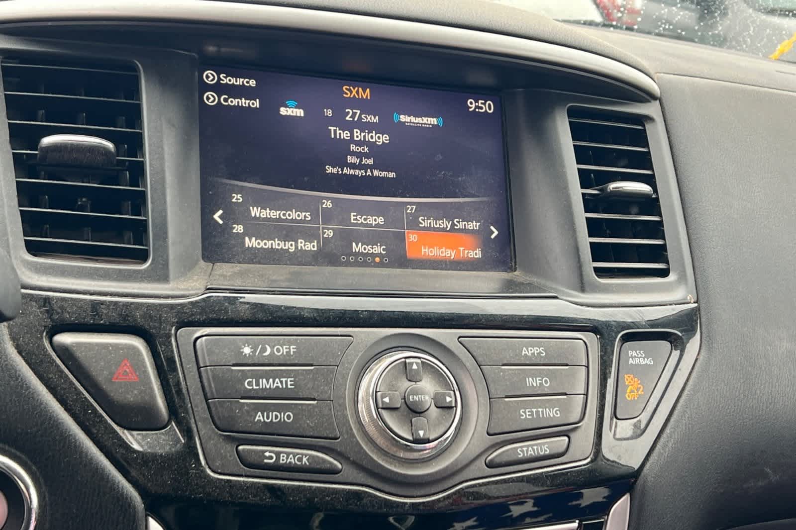 Thumbnail: 2019 Nissan Pathfinder - 20