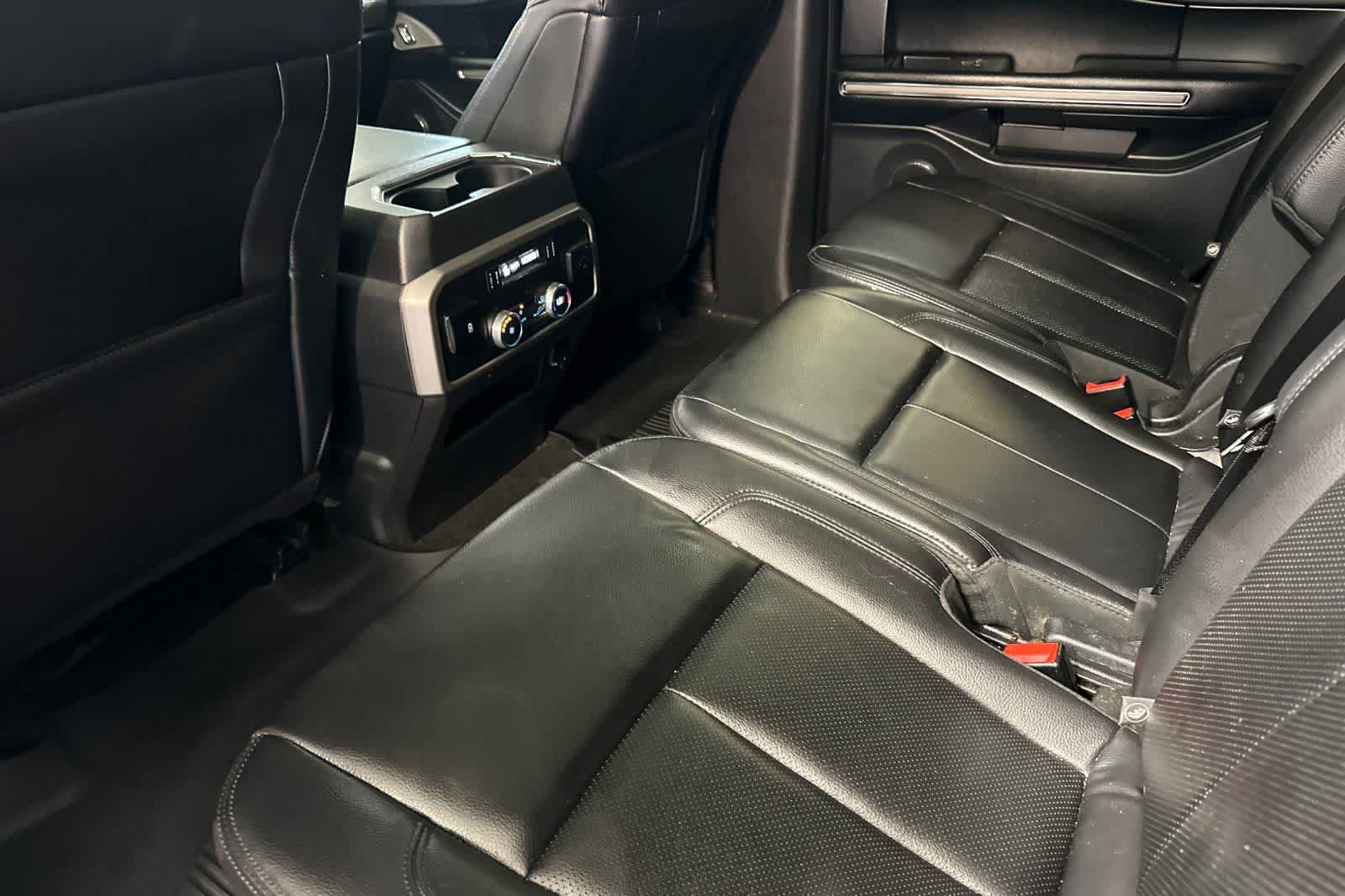 Thumbnail: 2020 Ford Expedition - 5