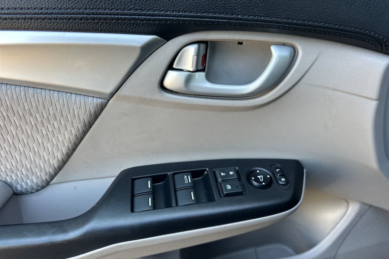 Thumbnail: 2015 Honda Civic - 13