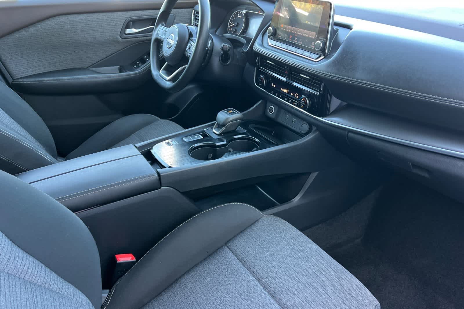 Thumbnail: 2022 Nissan Rogue - 19