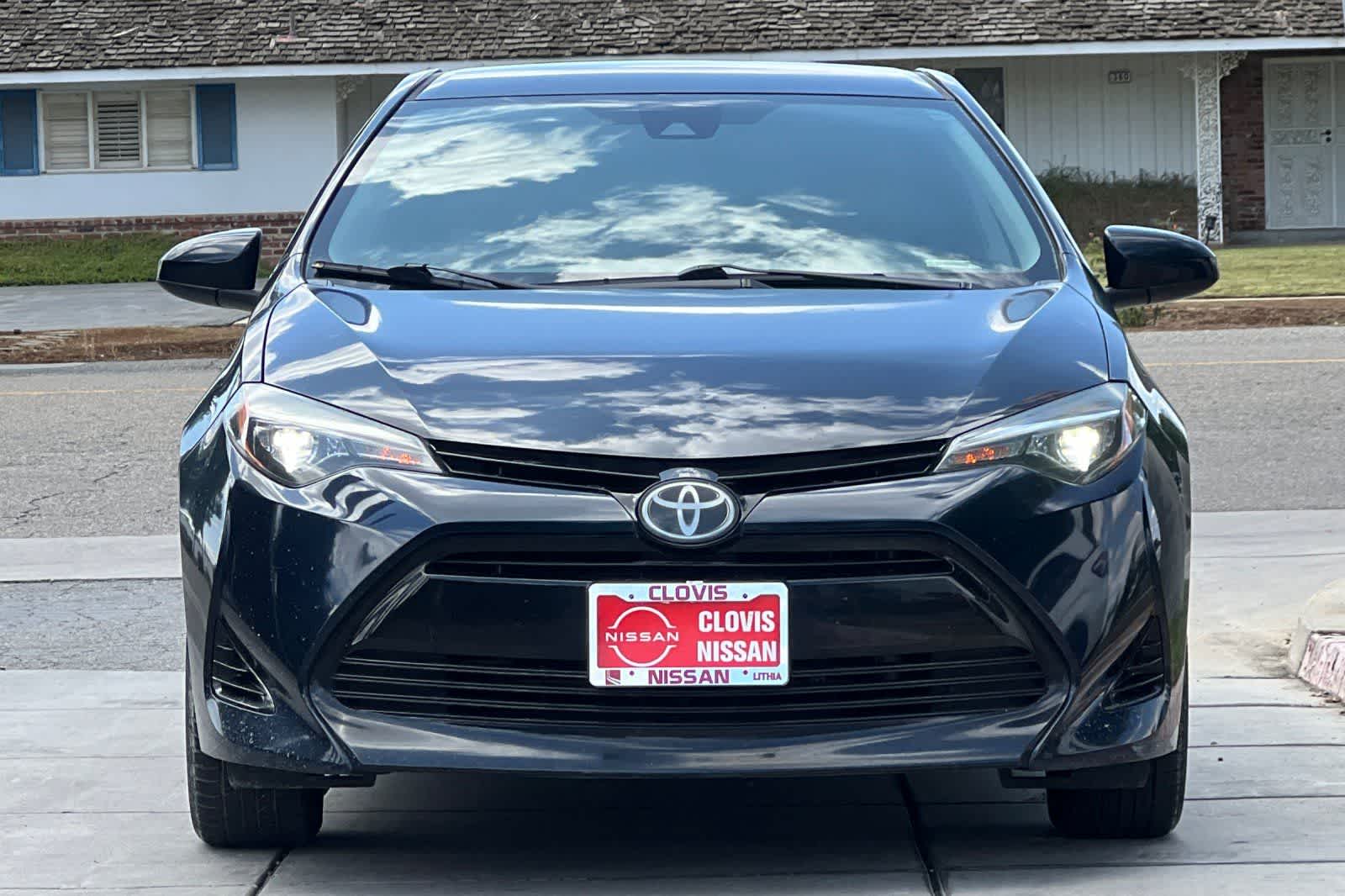 Thumbnail: 2017 Toyota Corolla - 11