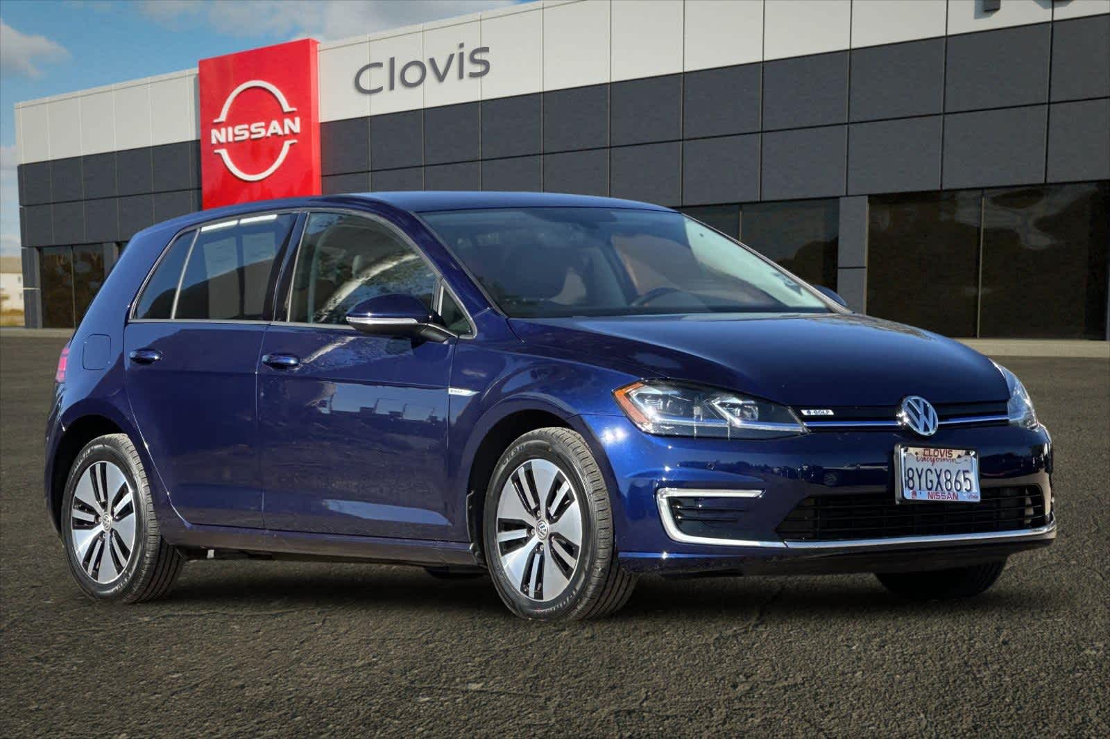 Thumbnail: 2018 Volkswagen e-Golf - 10