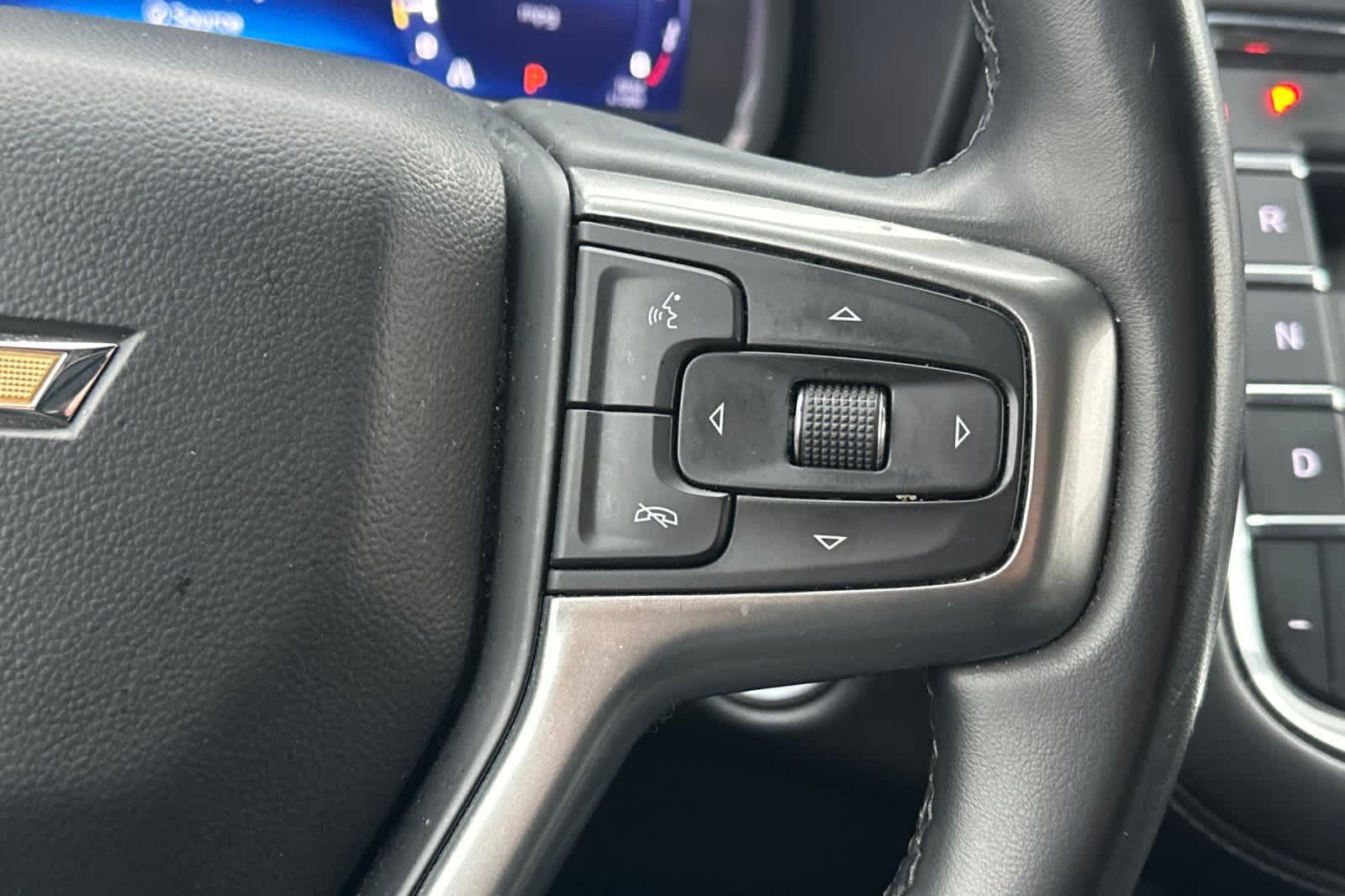 Thumbnail: 2023 Chevrolet Suburban - 30