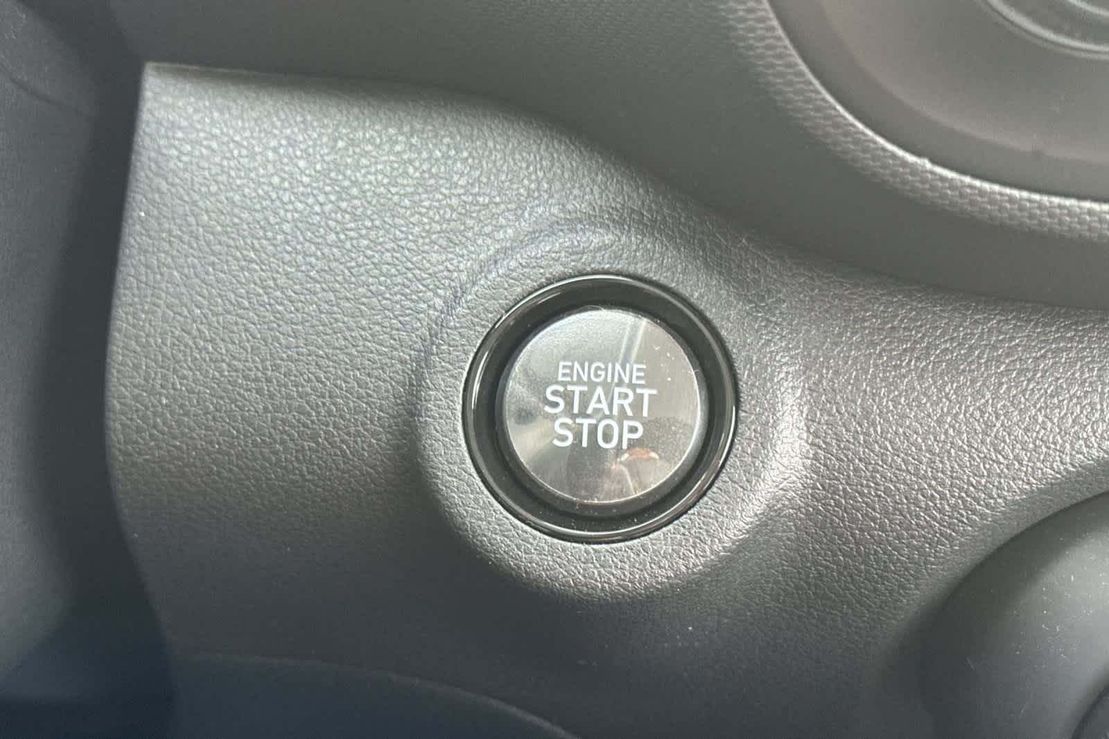 Thumbnail: 2025 Hyundai Venue - 28