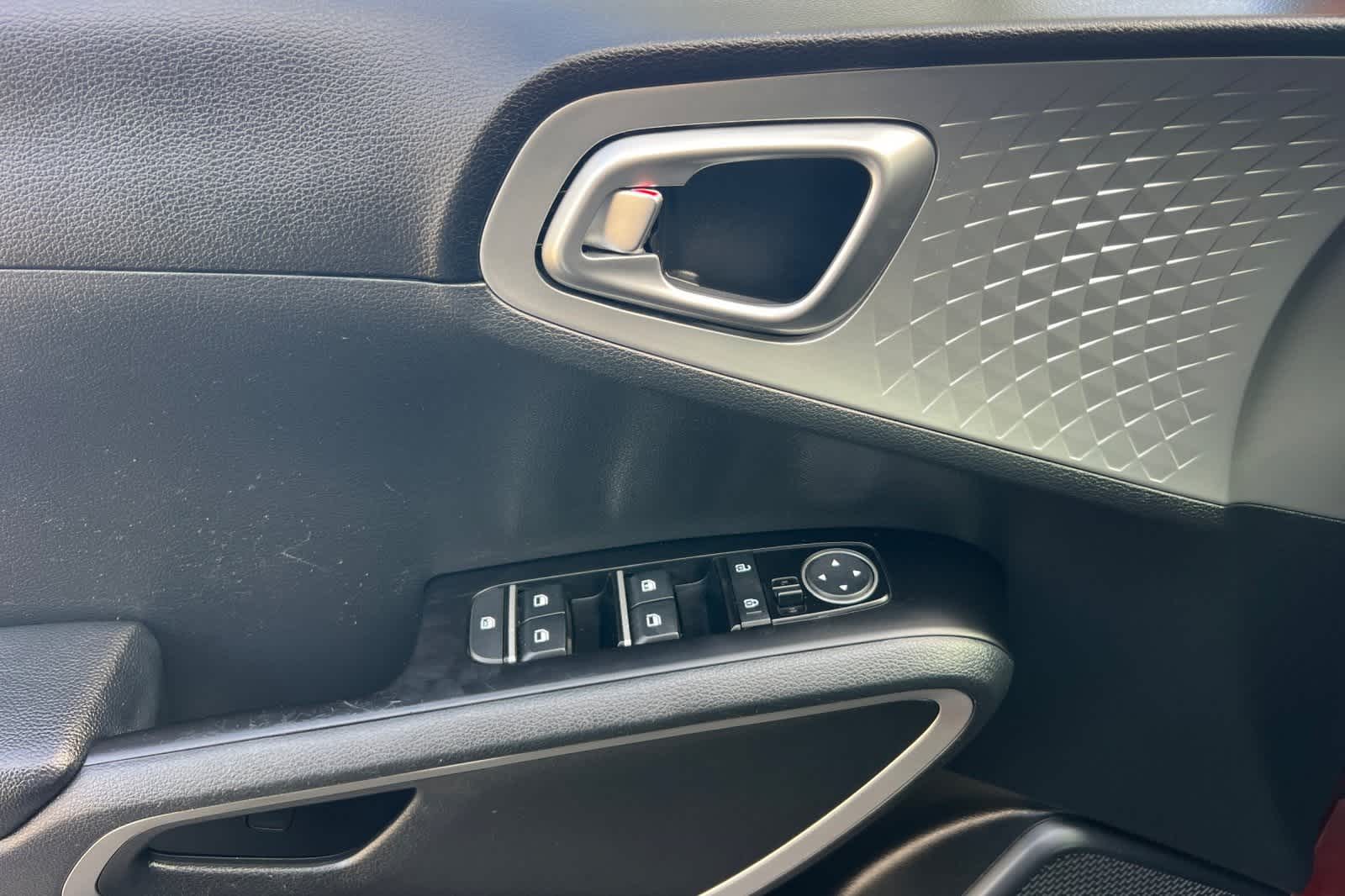 Thumbnail: 2023 Kia Soul - 13