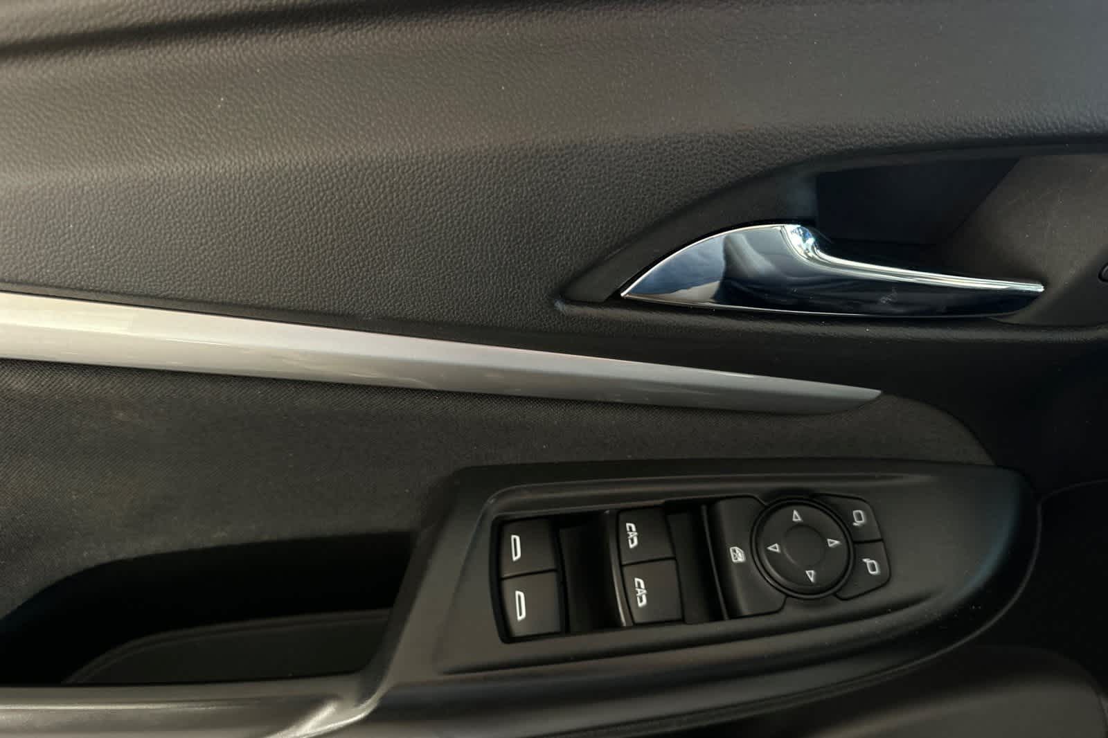 Thumbnail: 2023 Chevrolet Bolt EUV - 15