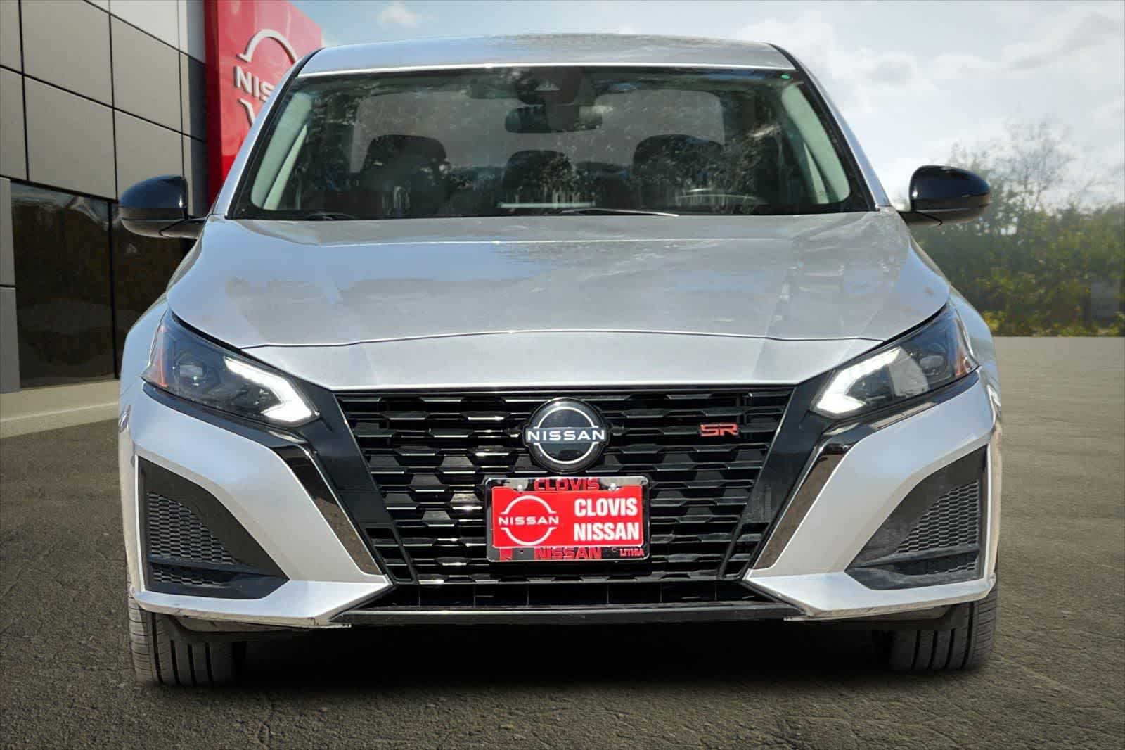 Thumbnail: 2023 Nissan Altima - 11