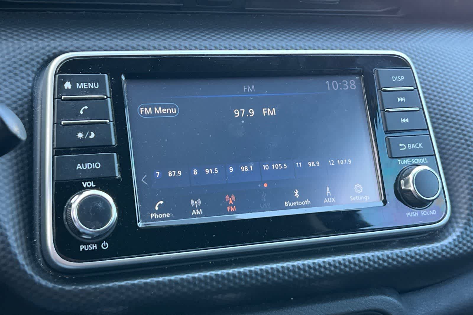 Thumbnail: 2021 Nissan Kicks - 19