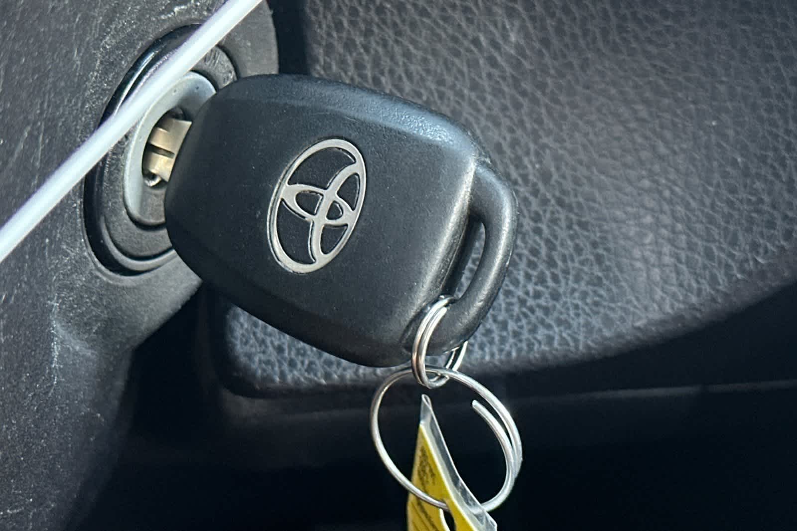 Thumbnail: 2016 Toyota Corolla - 25