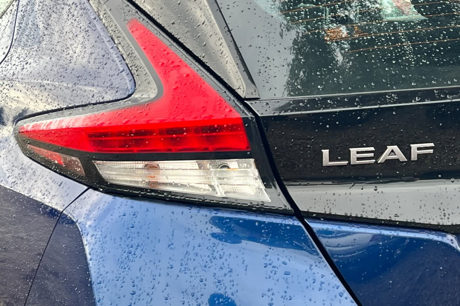 Thumbnail: 2023 Nissan Leaf - 36