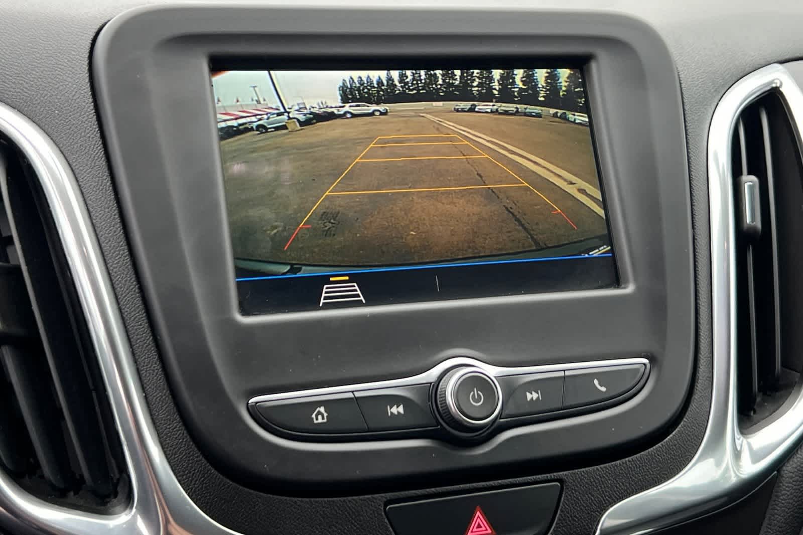 Thumbnail: 2019 Chevrolet Equinox - 23