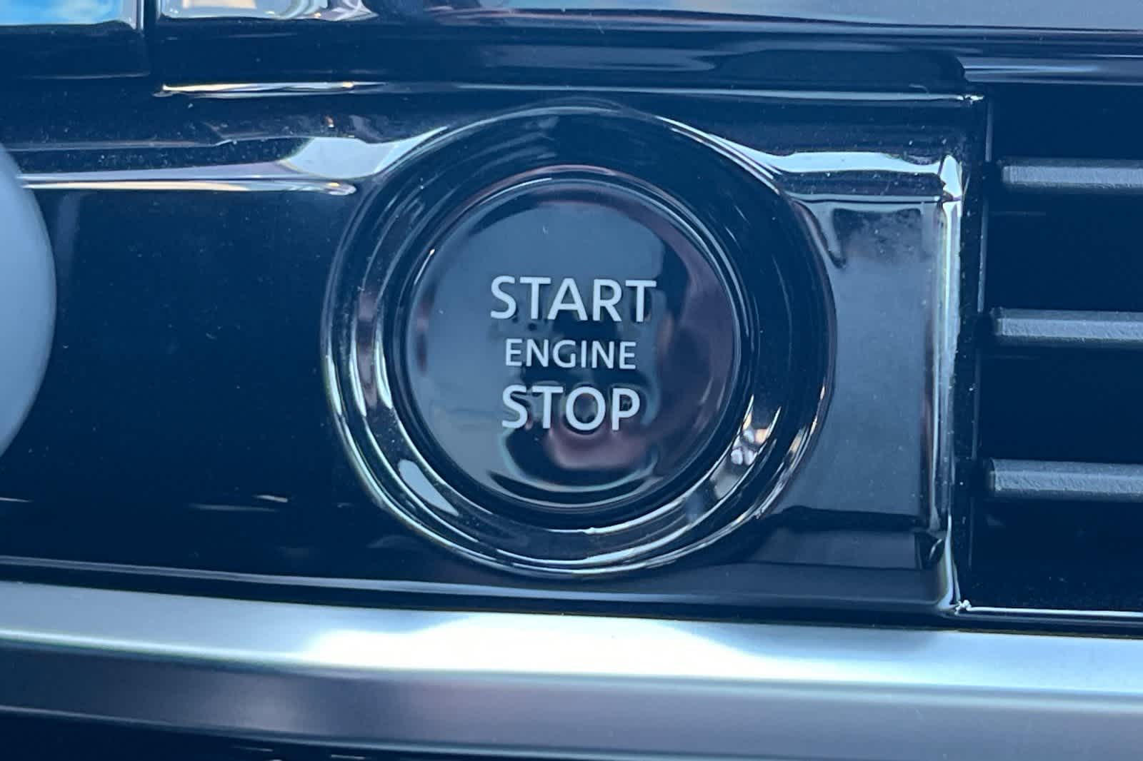 Thumbnail: 2025 Nissan Pathfinder - 28