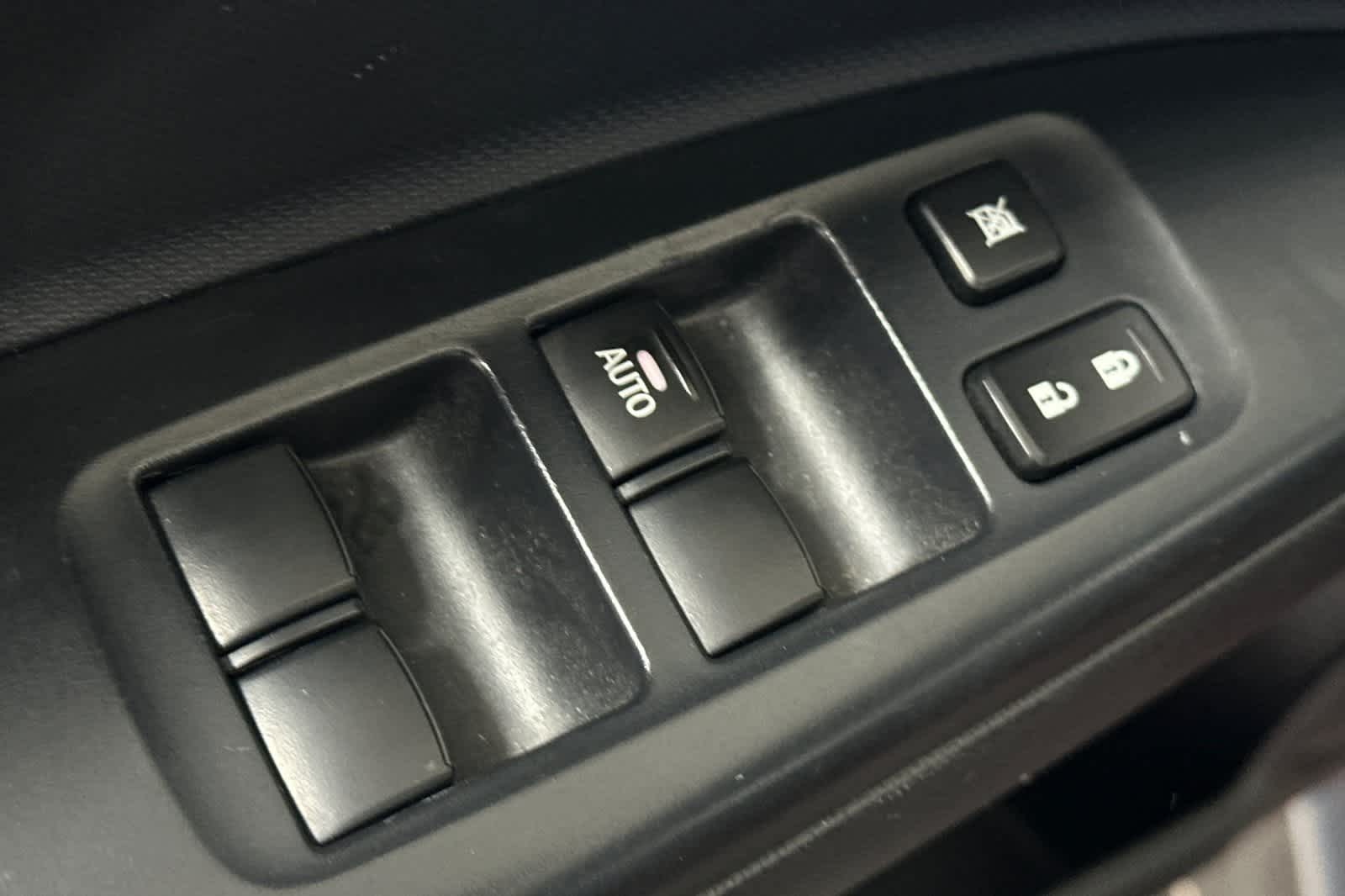 Thumbnail: 2024 Mitsubishi Mirage - 16