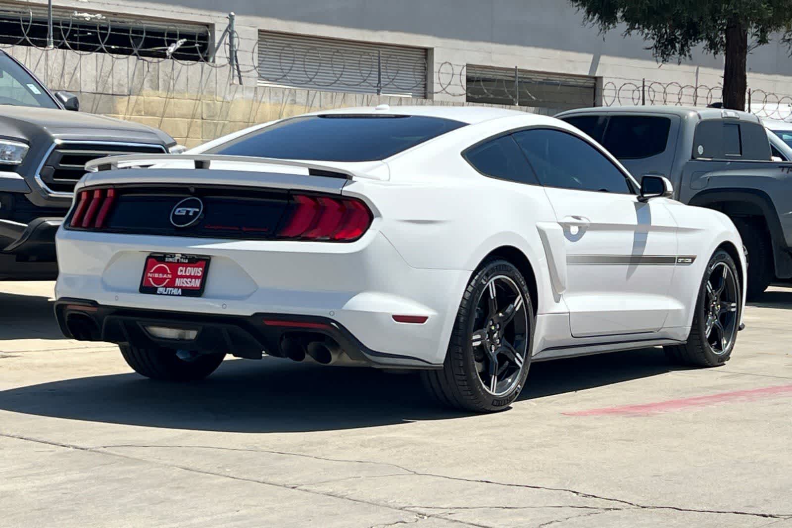 Thumbnail: 2019 Ford Mustang - 3