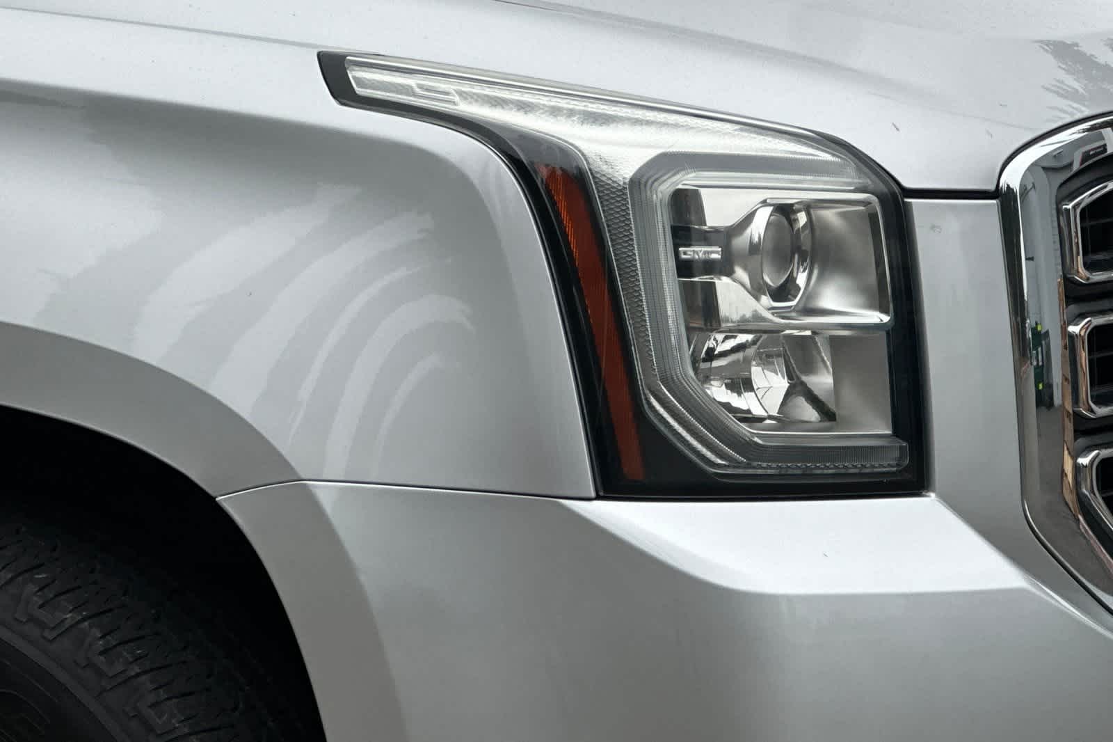 Thumbnail: 2015 GMC Yukon - 37