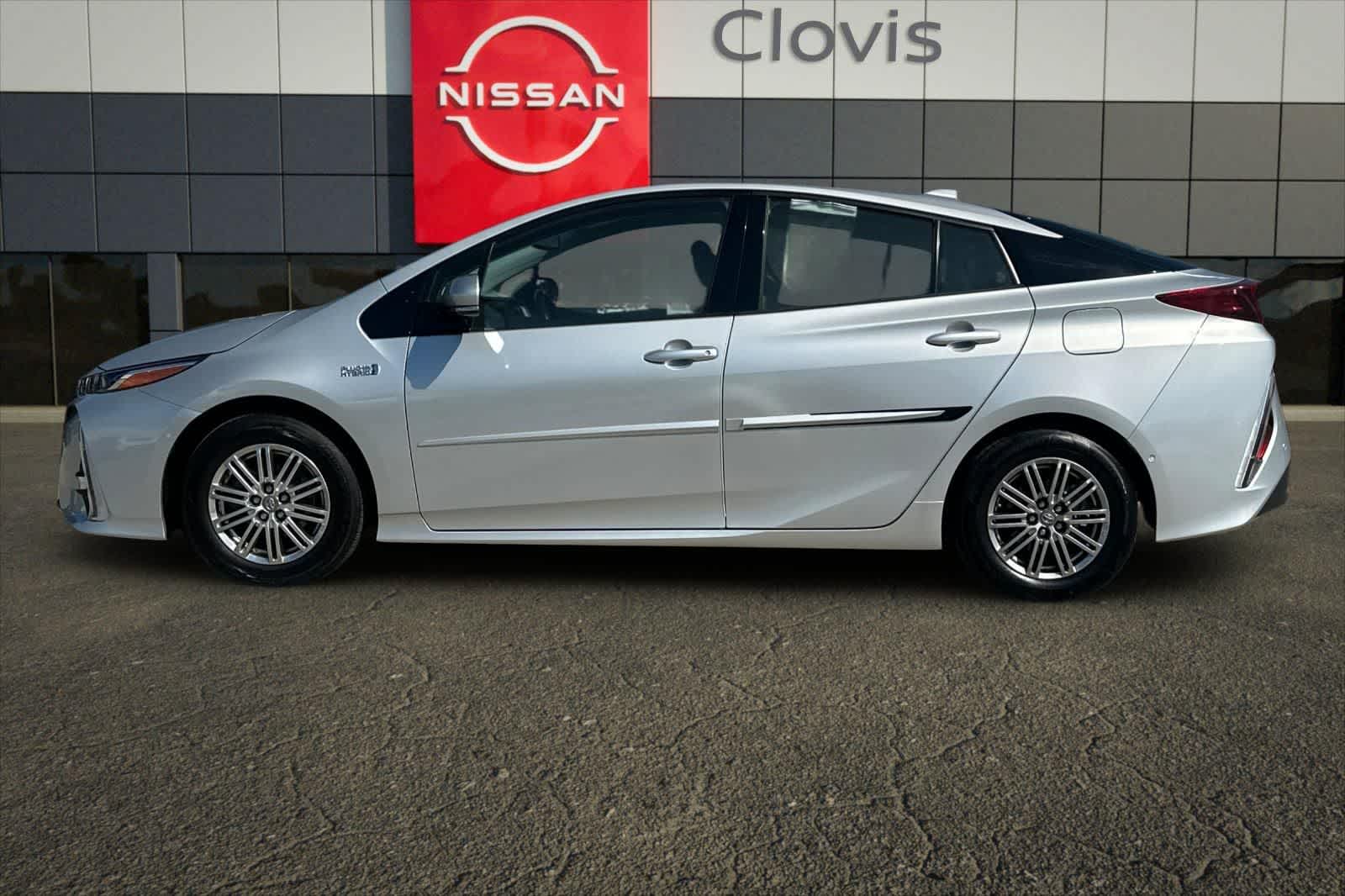 Thumbnail: 2019 Toyota Prius Prime - 6