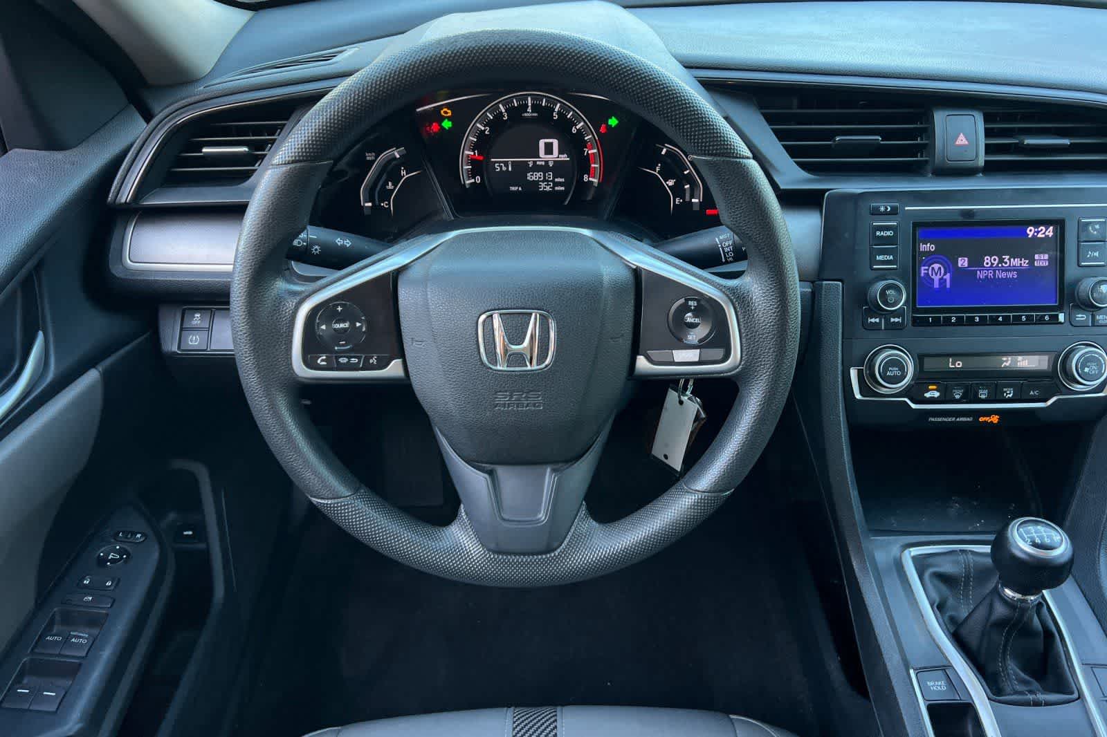 Thumbnail: 2016 Honda Civic - 16