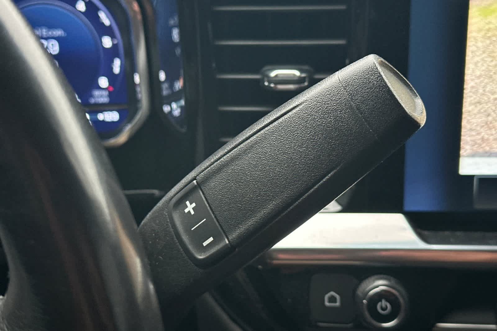 Thumbnail: 2023 Chevrolet Silverado 1500 - 24