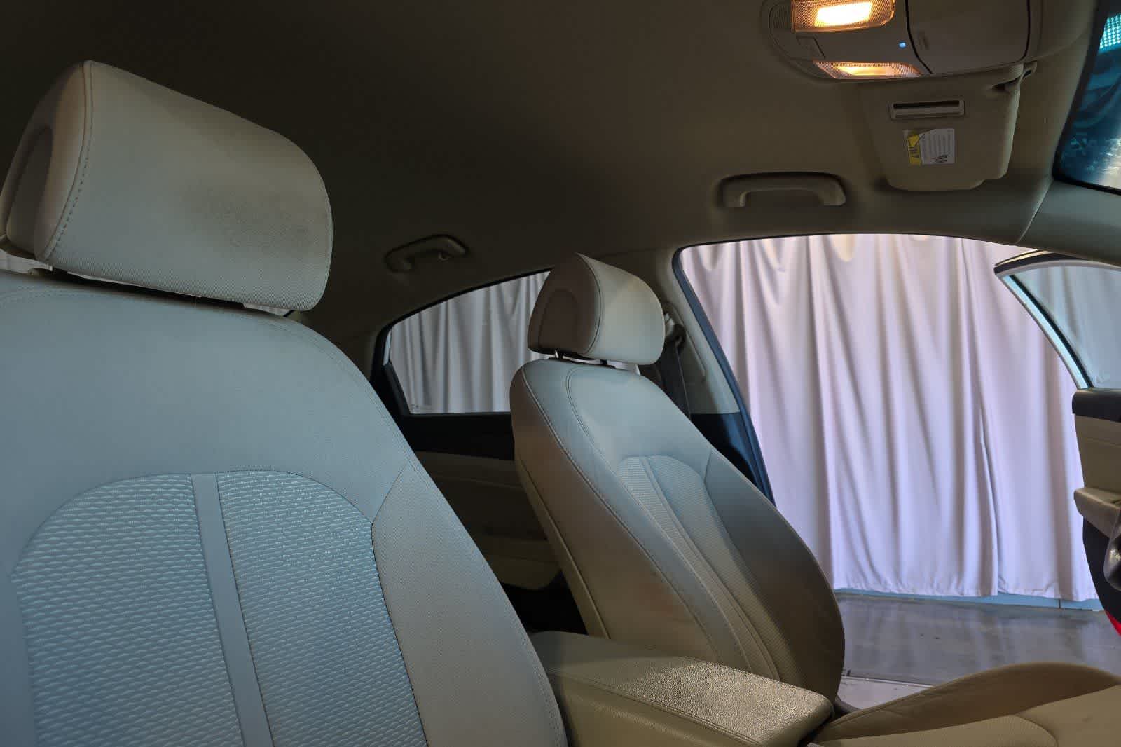 Thumbnail: 2017 Hyundai Sonata - 18