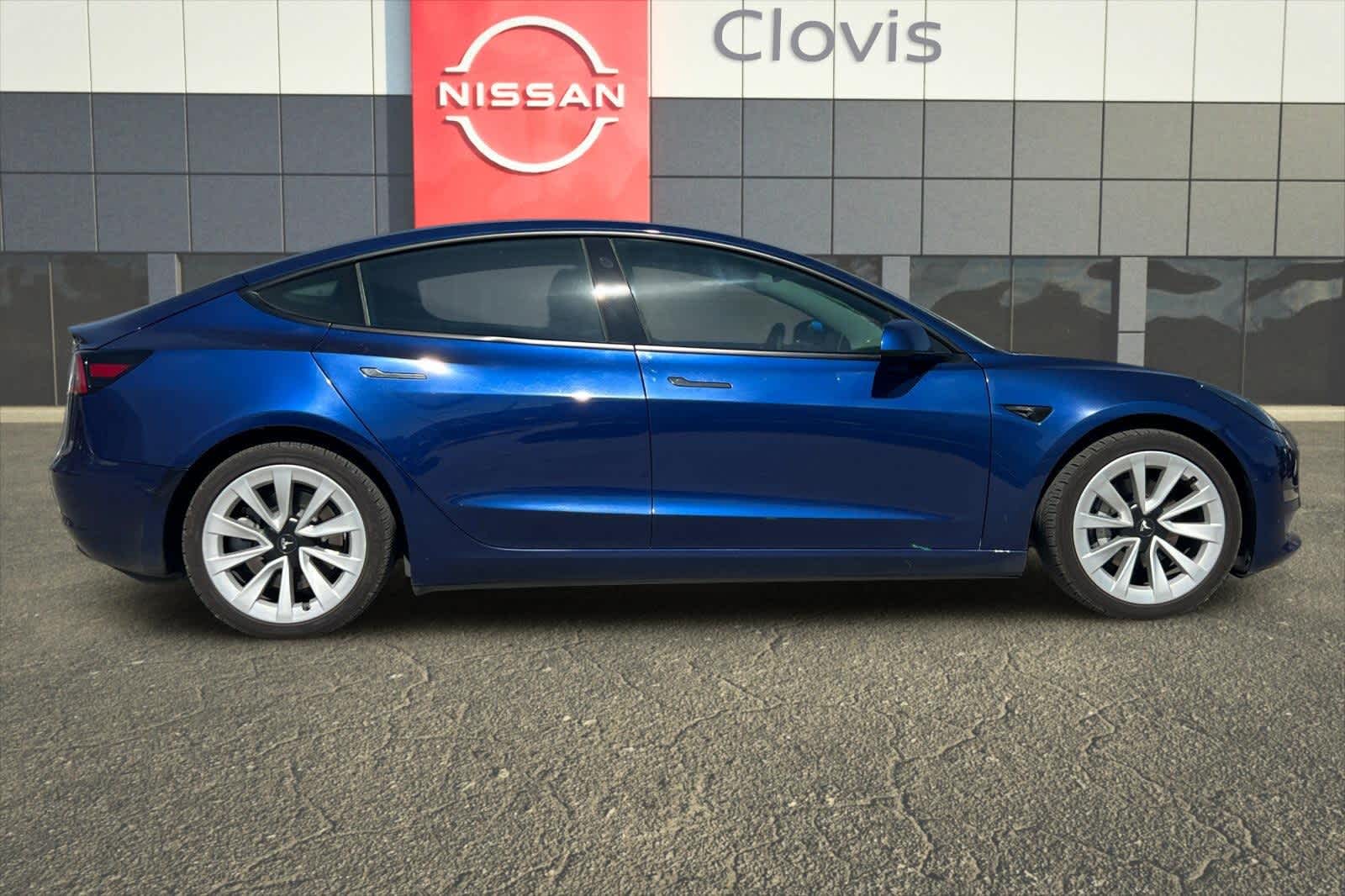 Thumbnail: 2021 Tesla Model 3 - 9