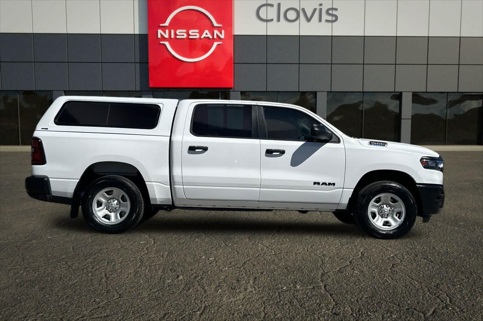 Thumbnail: 2025 RAM 1500 - 9