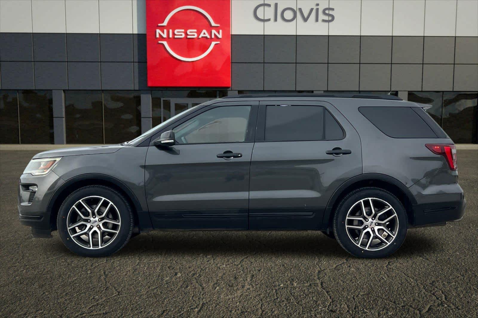 Thumbnail: 2018 Ford Explorer - 6