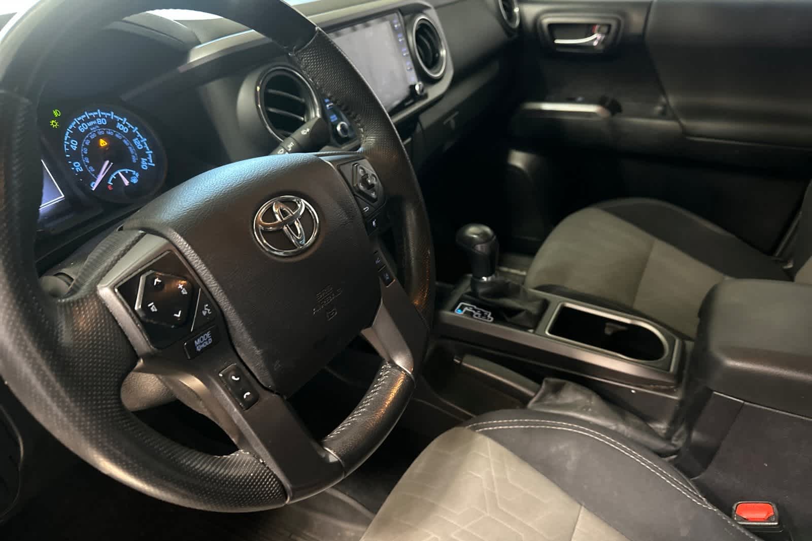 Thumbnail: 2021 Toyota Tacoma - 14