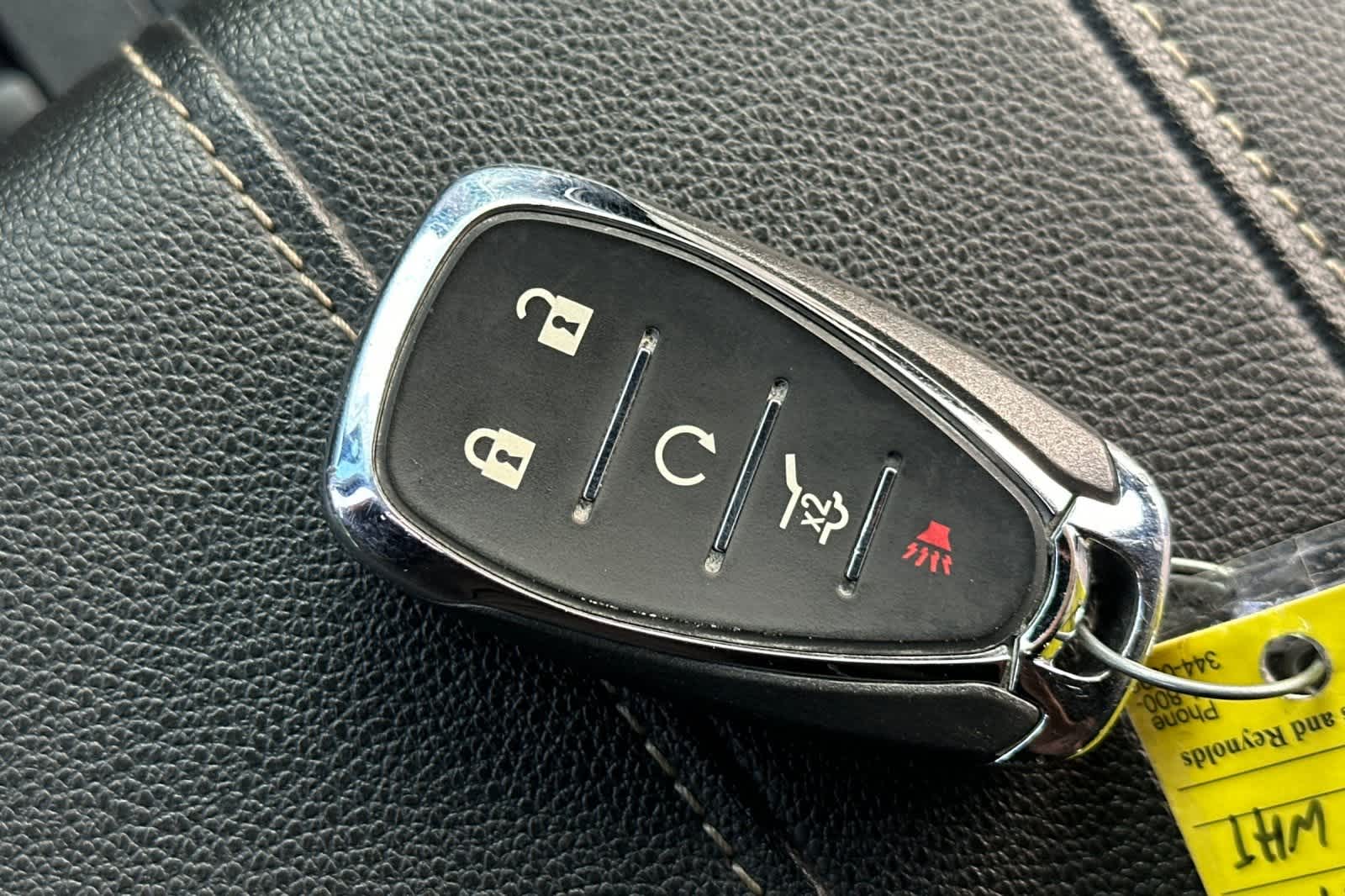 Thumbnail: 2023 Chevrolet Traverse - 28