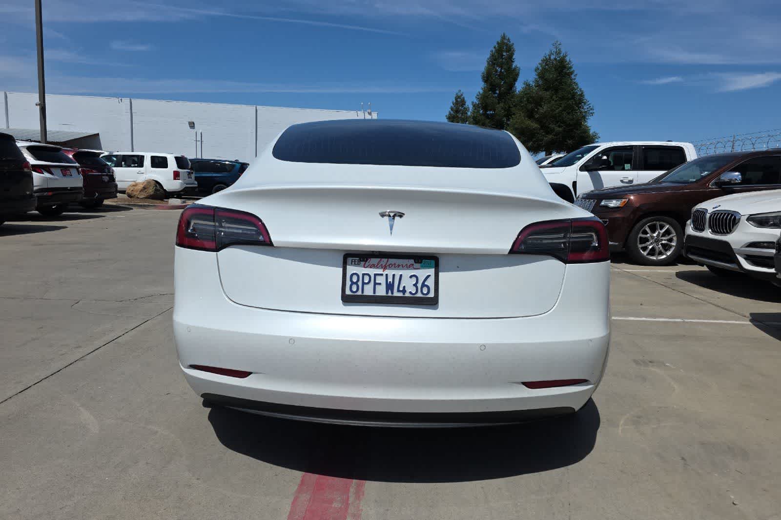 Thumbnail: 2020 Tesla Model 3 - 8