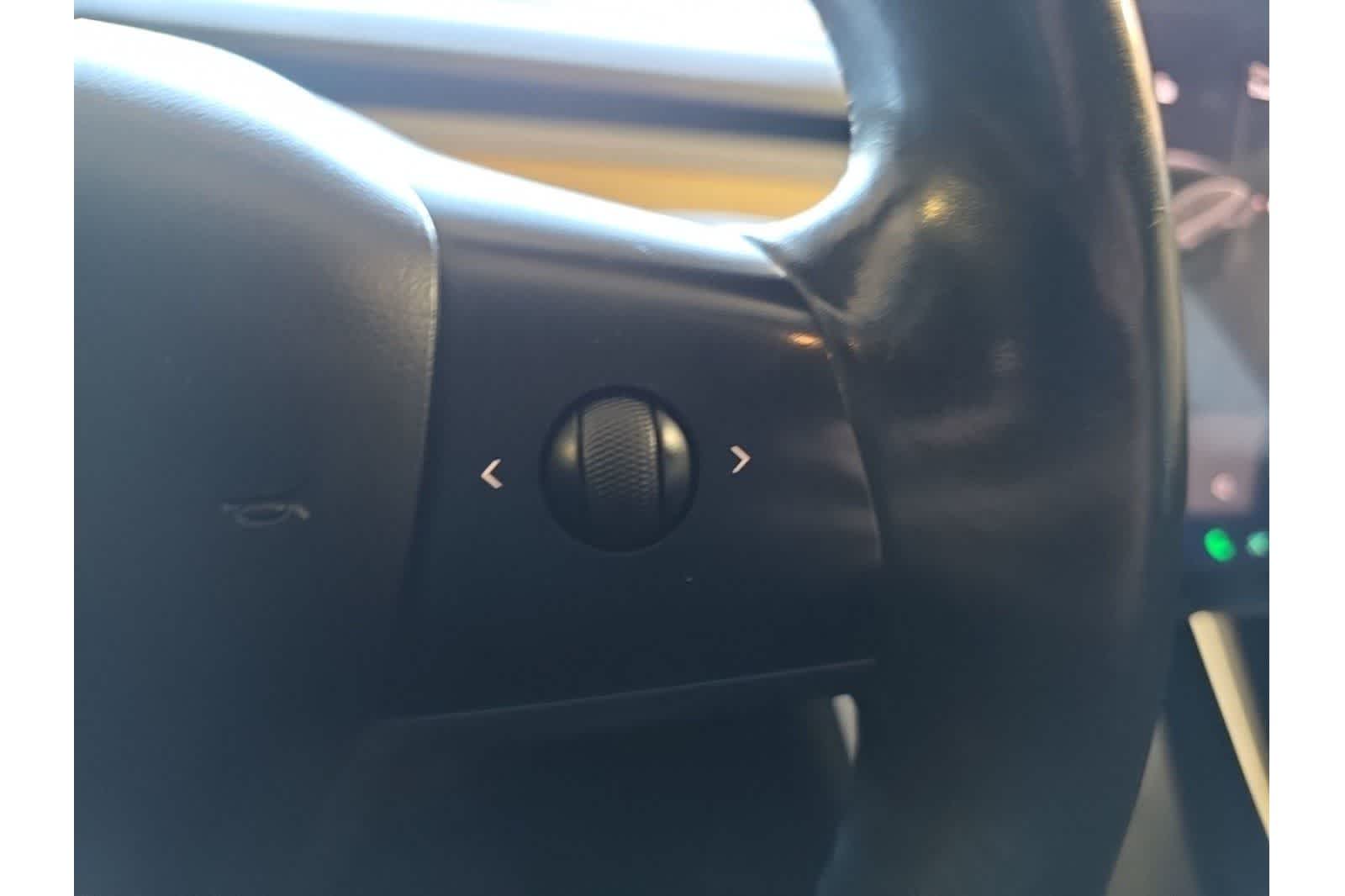 Thumbnail: 2018 Tesla Model 3 - 26