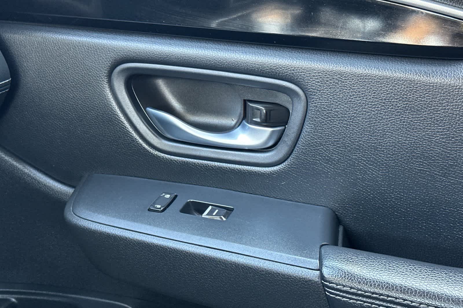 Thumbnail: 2024 Honda Pilot - 22