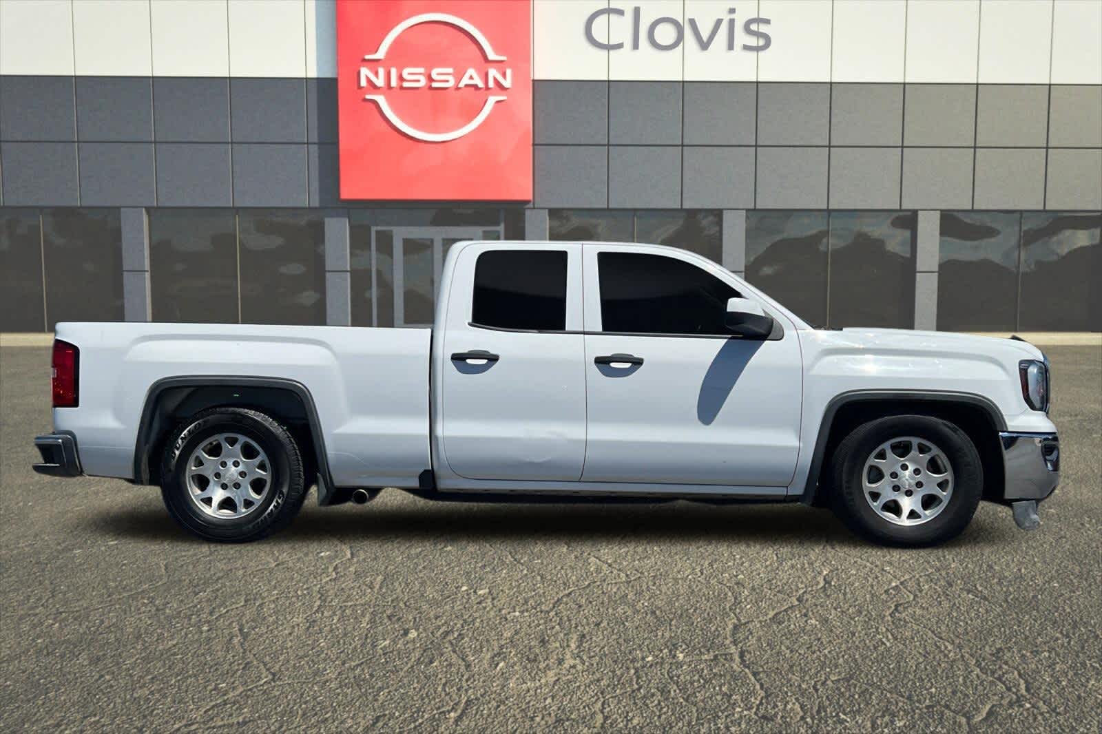 Thumbnail: 2018 GMC Sierra 1500 - 9