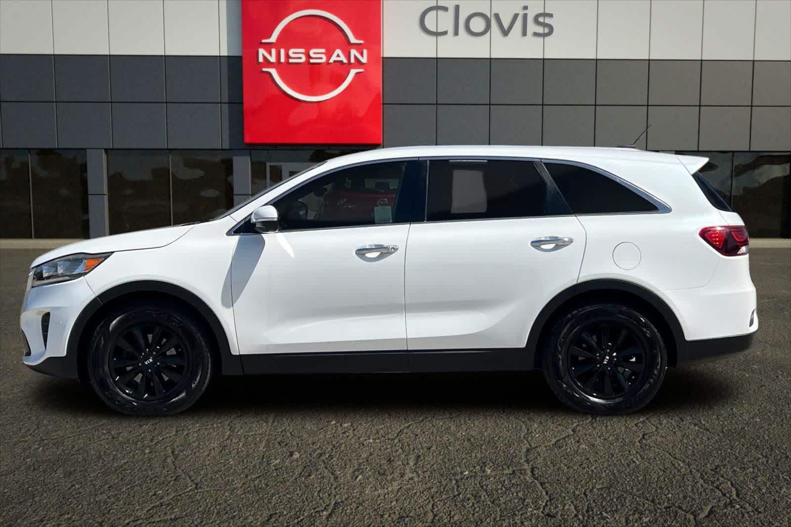 Thumbnail: 2019 Kia Sorento - 5