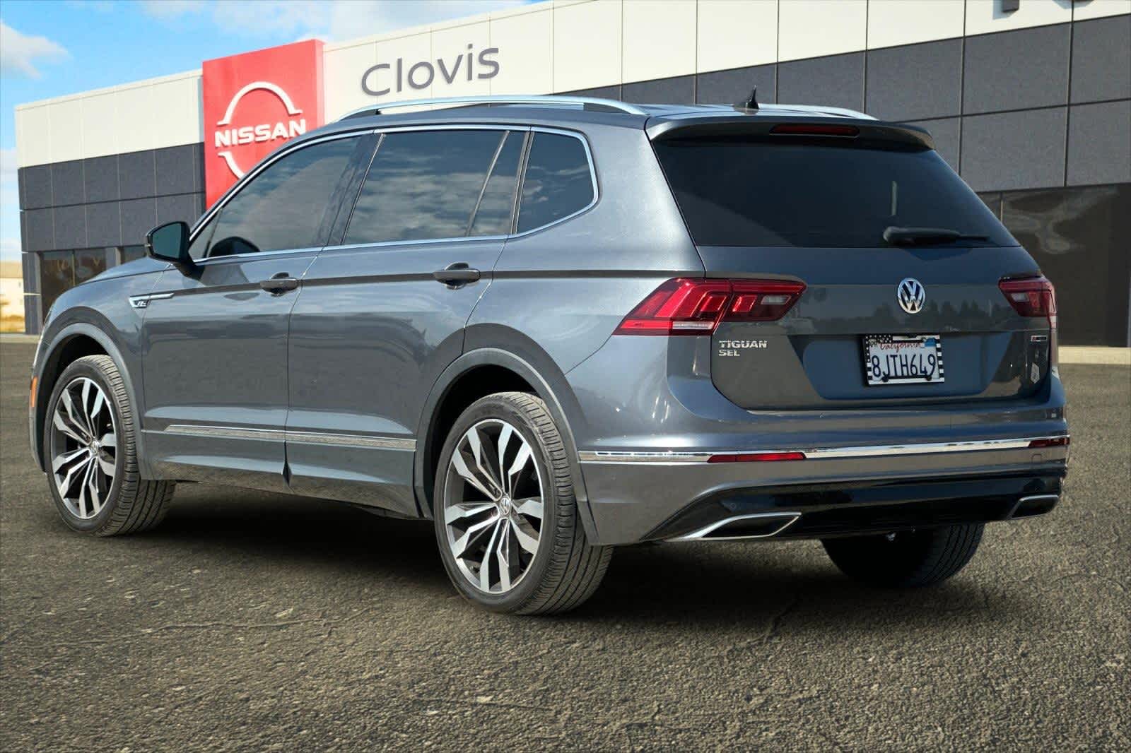 Thumbnail: 2019 Volkswagen Tiguan - 7