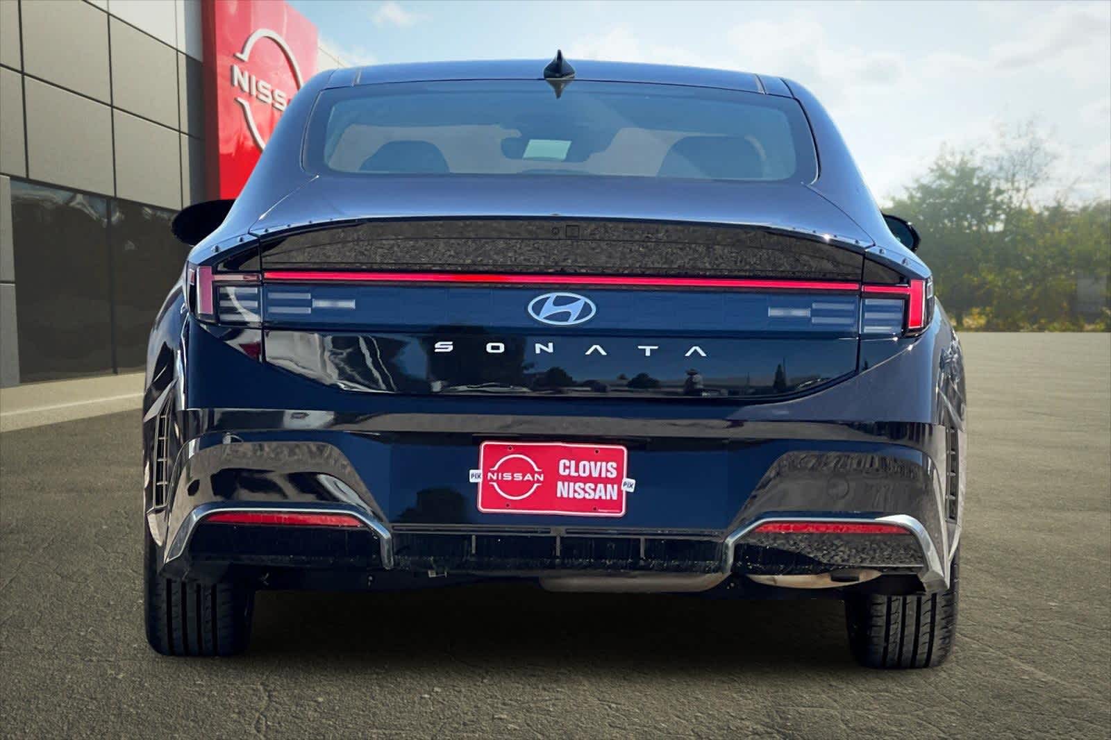 Thumbnail: 2024 Hyundai Sonata - 8
