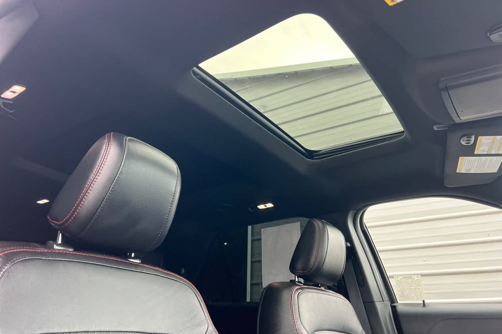 Thumbnail: 2018 Ford Explorer - 21