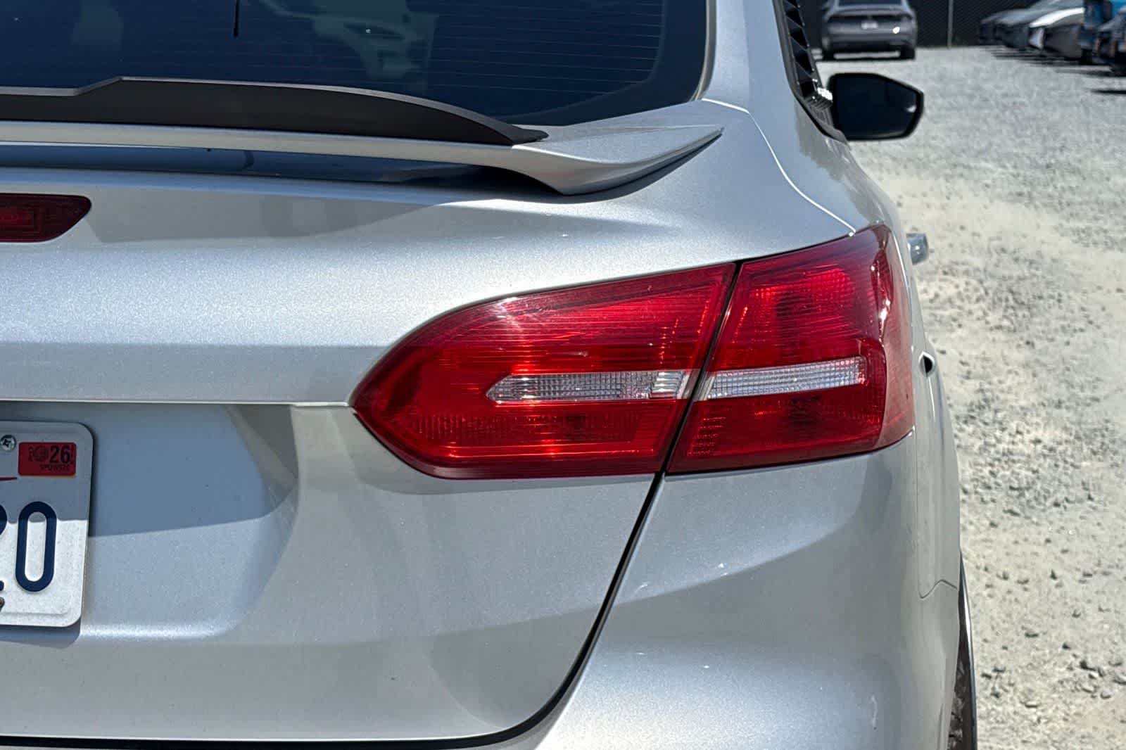 Thumbnail: 2015 Ford Focus - 13